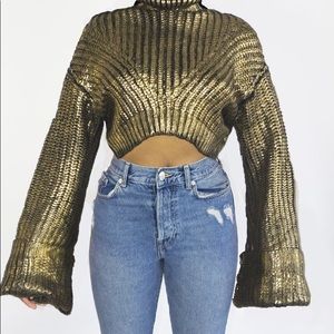 HANIFA Crop Sweater
